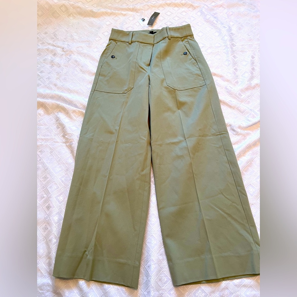 J. Crew NWT High Rise Wide Legged Cropped Cargo Style Pants Size 4